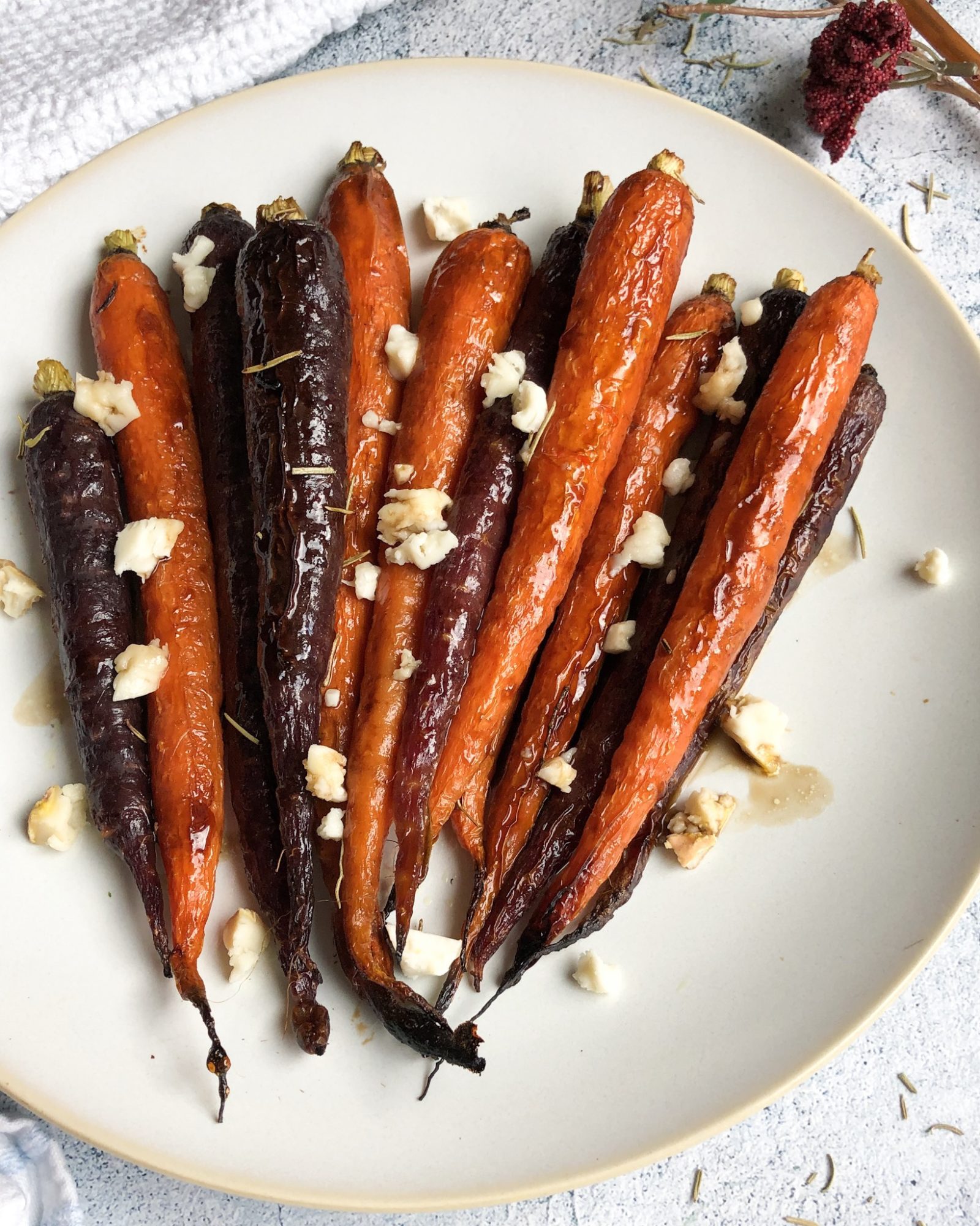 Maple Balsamic Glazed Carrots | The Banana Diaries