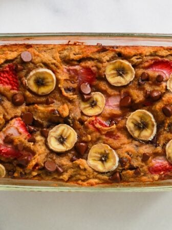 header image of banana bread with strawberries and chocolate chips