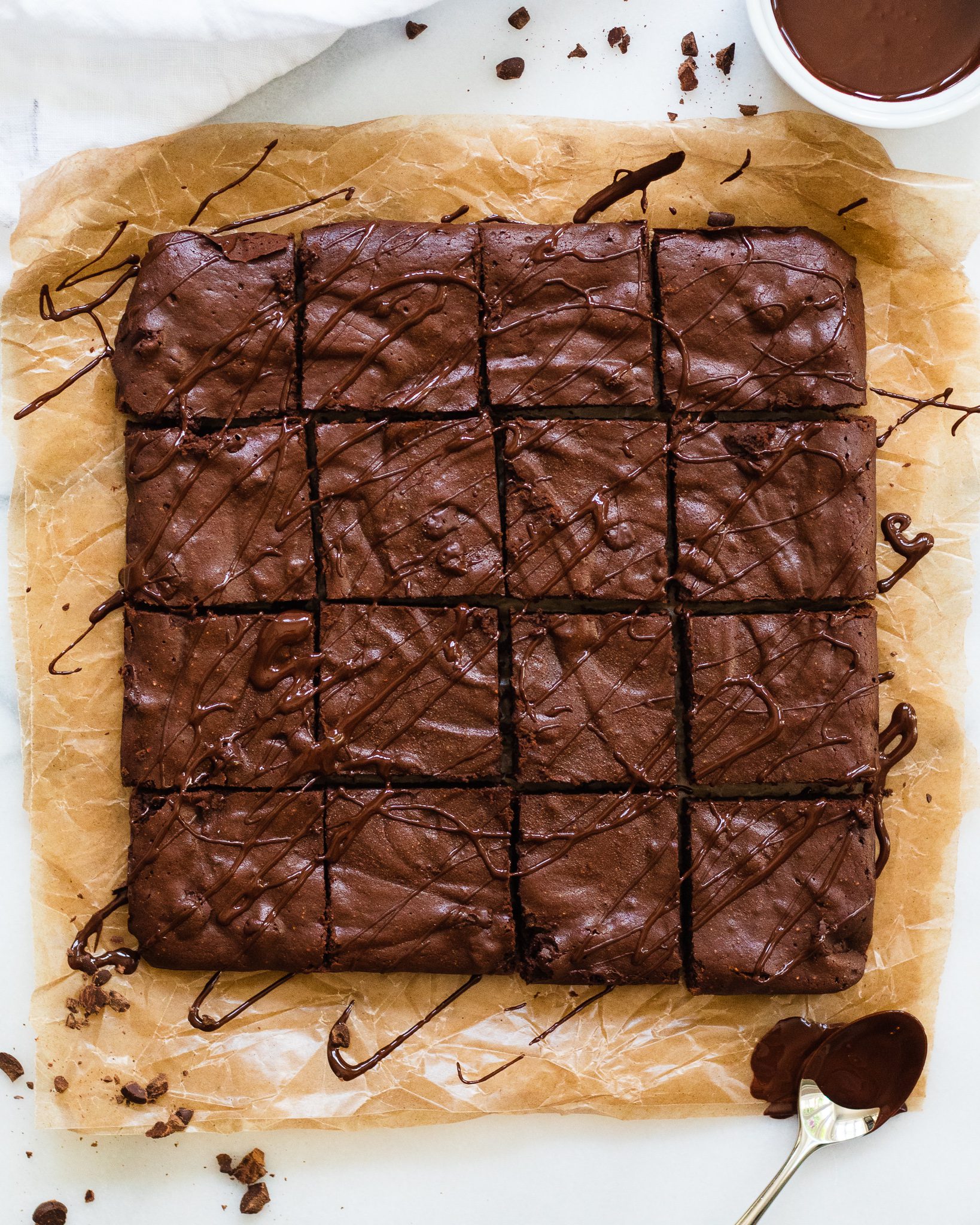 Ultimate Paleo Fudgy Brownies (Crackly Top + Easy!) The Banana Diaries