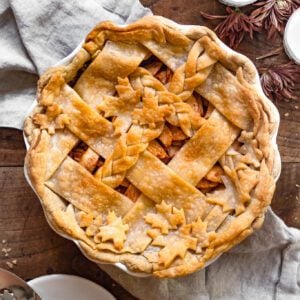 apple pie on wooden table
