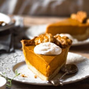 slice of paleo vegan pumpkin pie