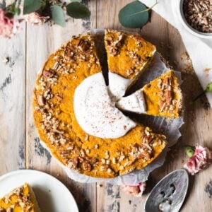 sliced vegan pumpkin cheesecake