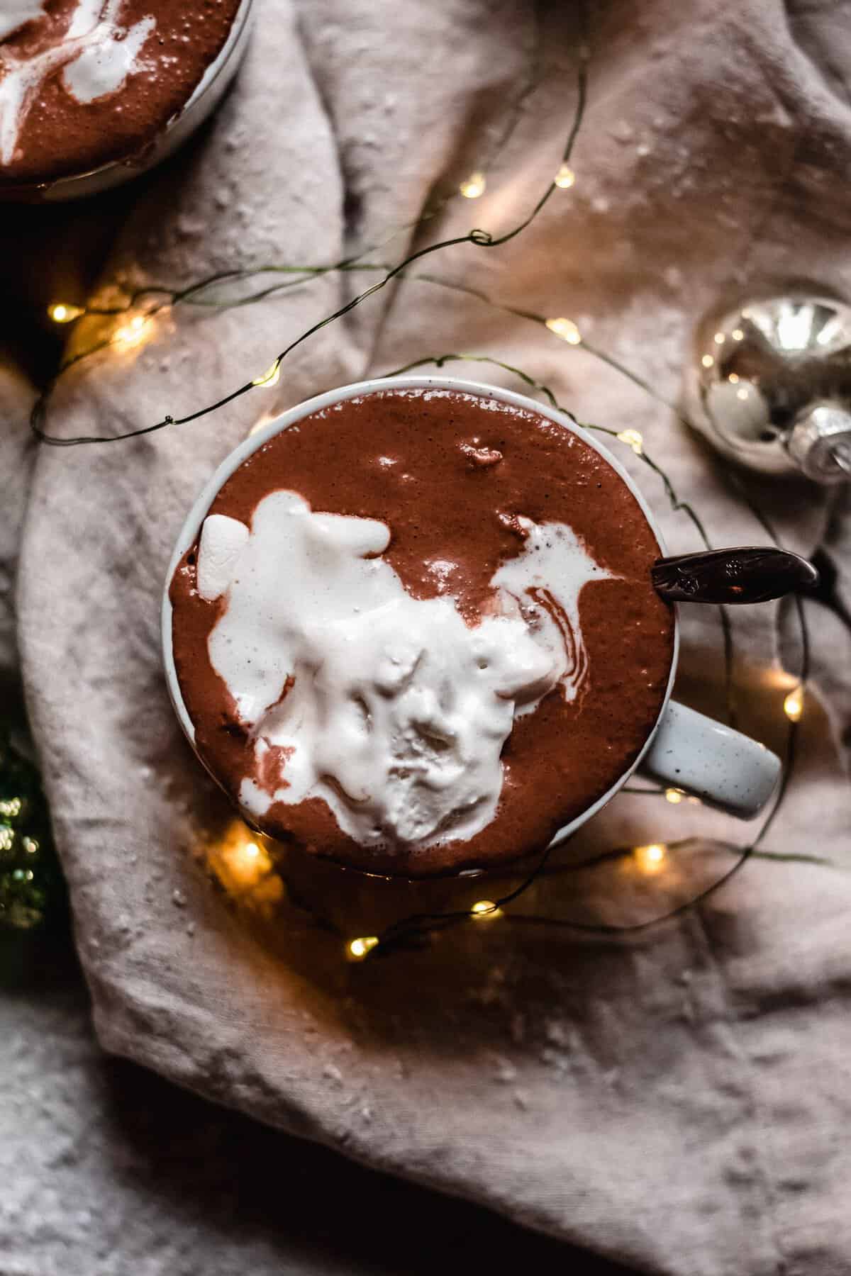Quick 4 Ingredient ULTRA Creamy Vegan Hot Chocolate Recipe | The Banana