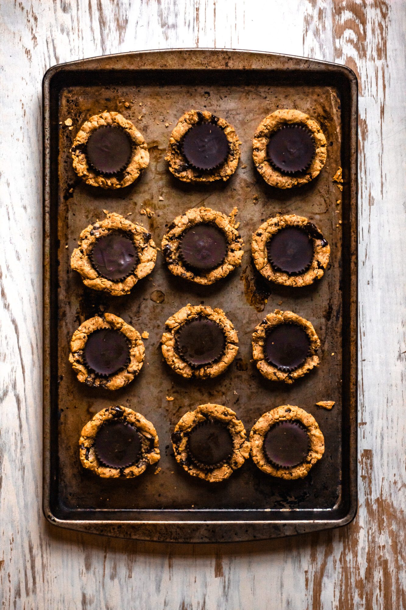 baking sheet of cookie cups