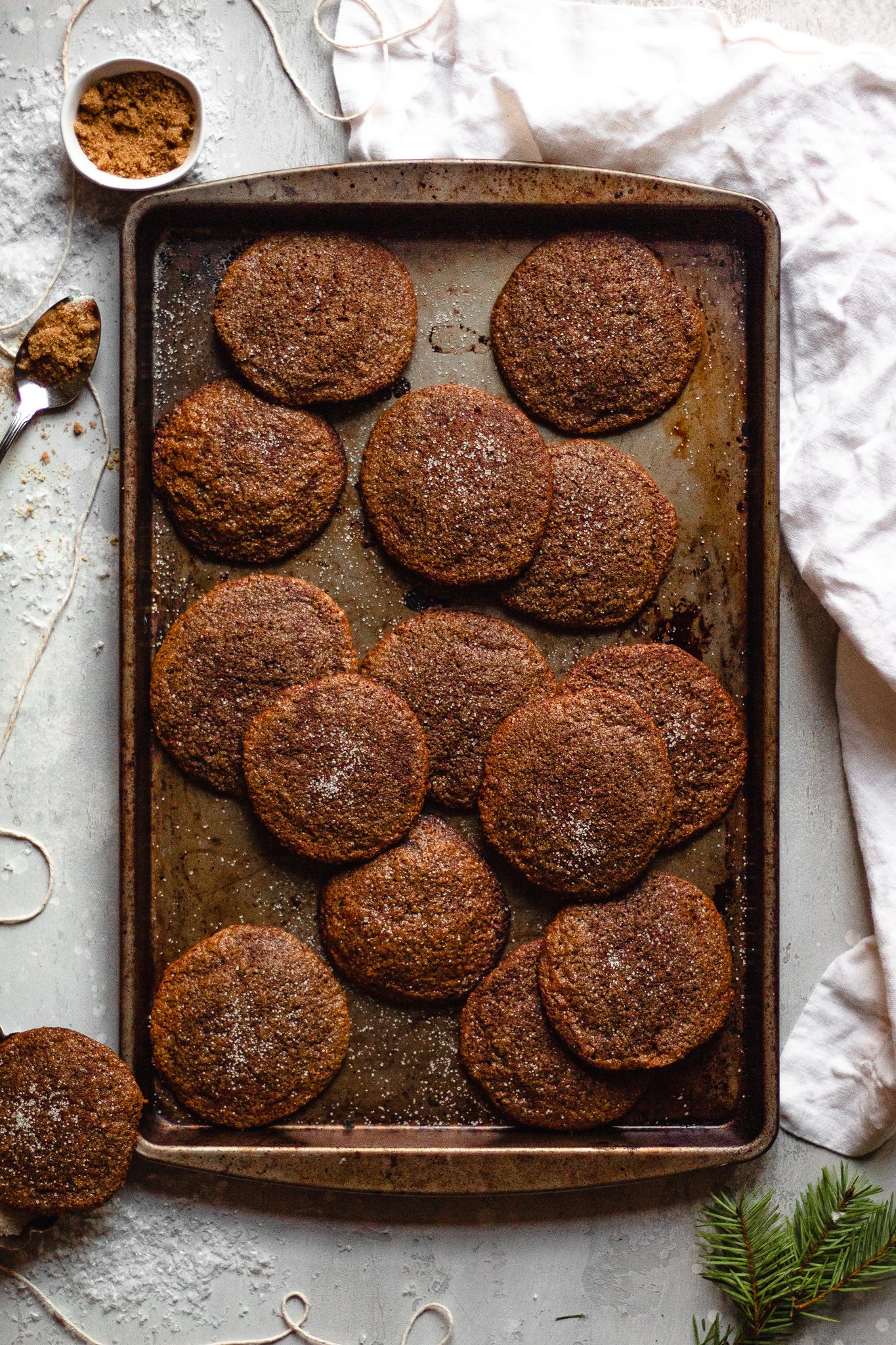Chewy Paleo Ginger Molasses Cookies (Vegan) The Banana Diaries