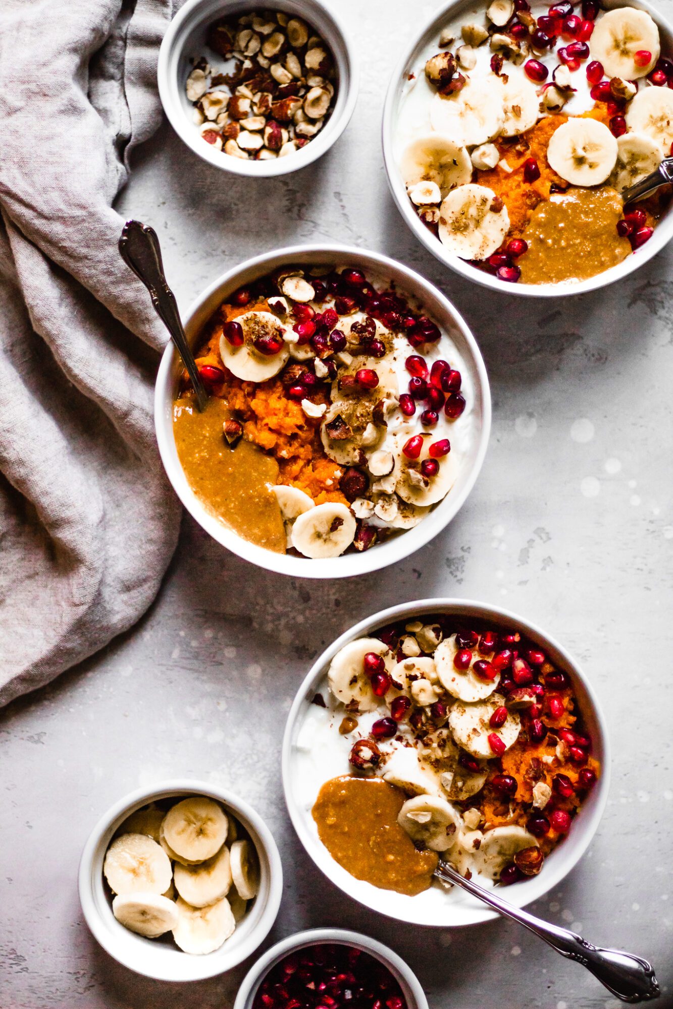 https://thebananadiaries.com/wp-content/uploads/2019/12/whole30-sweet-potato-breakfast-bowl_1094-1333x2000.jpg