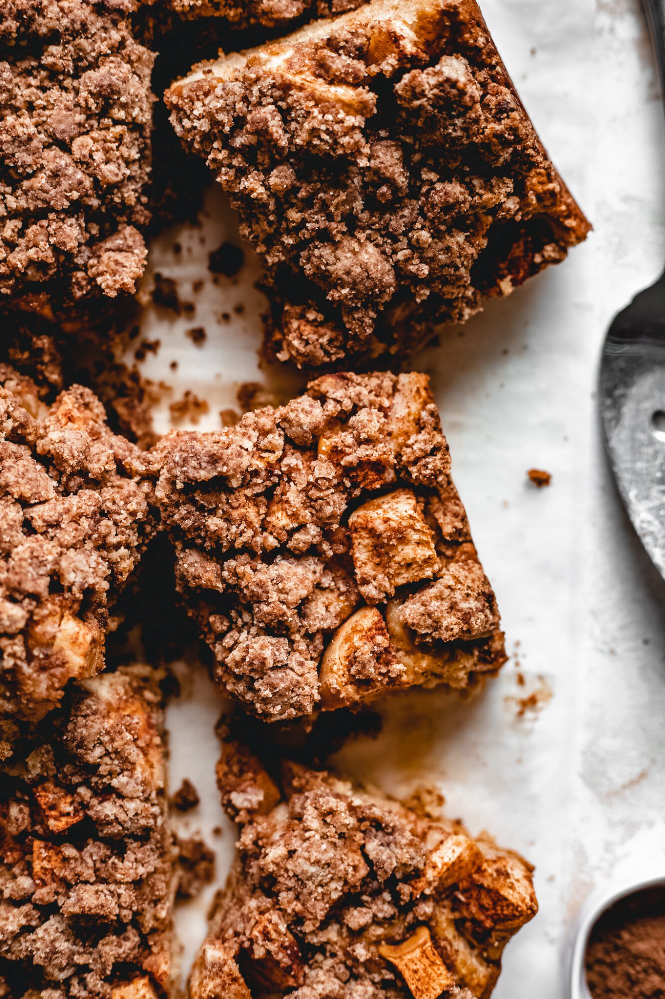 quick and easy apple crumb cake