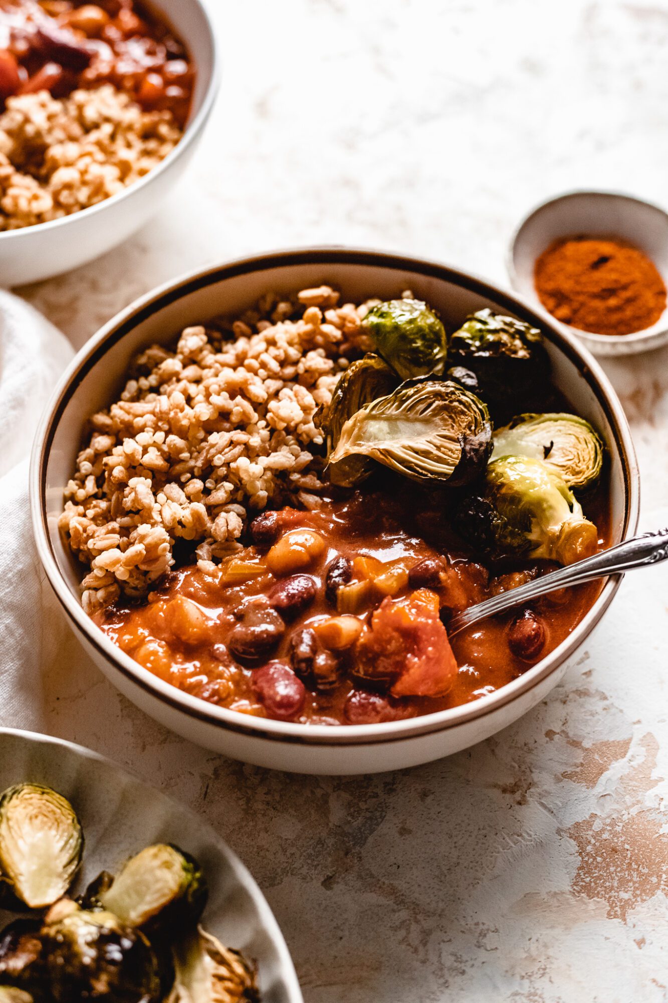 Instant Pot Vegan Chili Recipe | The Banana Diaries