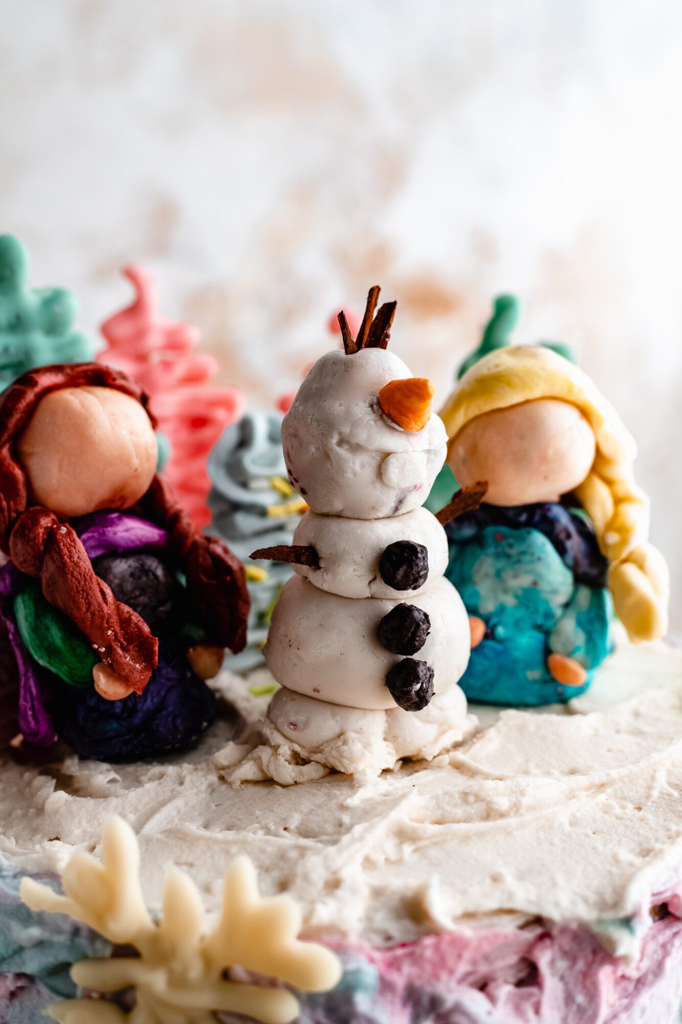 Frozen Themed Cakes and Cupcakes | Coccadotts Cake Shop - Myrtle Beach