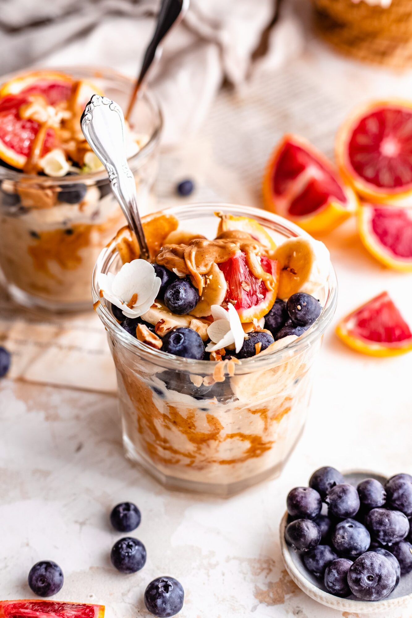 Vegan overnight oats batch prep: make them your way! - Vegan Family Kitchen