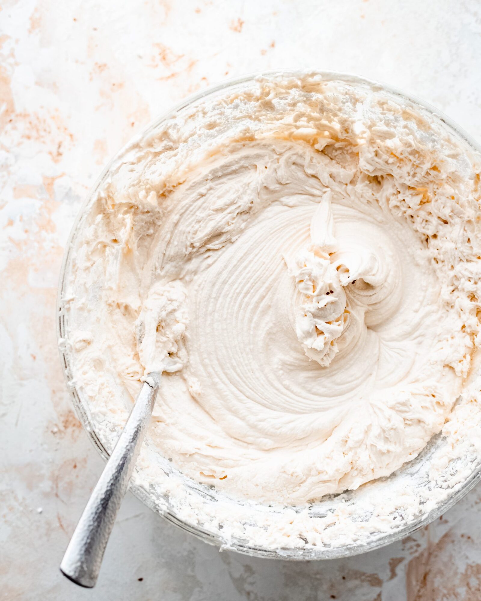 https://thebananadiaries.com/wp-content/uploads/2021/03/vegan-coconut-whipped-cream-recipe_3249-1600x2000.jpg