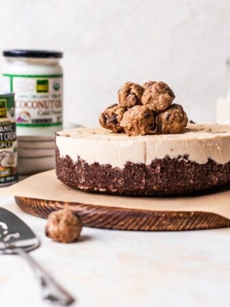 Raw Vegan No Bake Cookie Dough Cheesecake (Gluten Free)