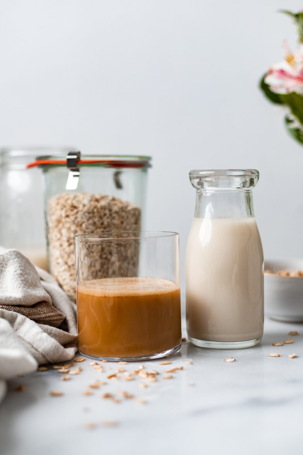 How to make Oat Milk (that's NOT slimy! Finally!) The Banana Diaries