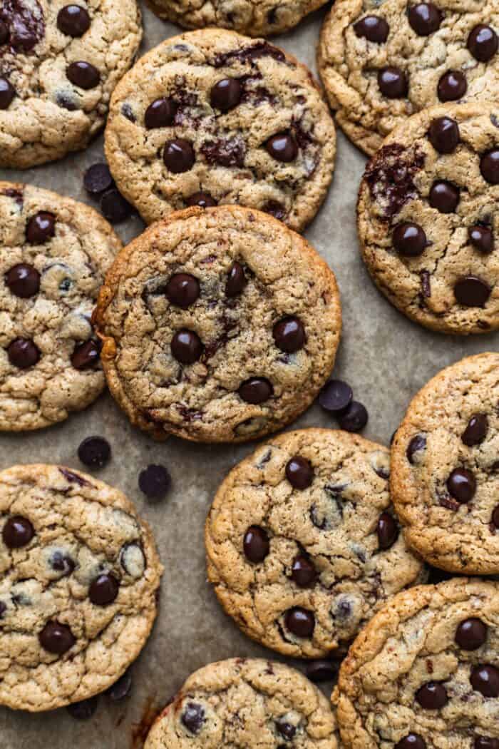 BEST Vegan Gluten Free Chocolate Chip Cookies (Oat flour!) | The Banana ...