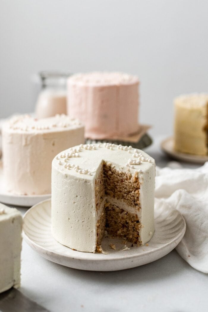 Easy Vegan Mini Cakes Recipe (Secretly Vegan & Gluten Free!) The Banana Diaries