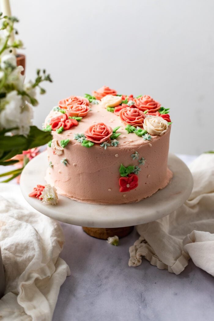 Rose Cake | Buy Rose Cakes Online [Free Shipping] - FNP