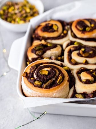 baked vegan chocolate pistachio swirls
