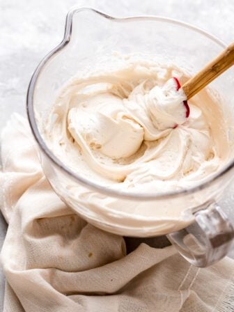 bowl of vegan cream cheese frosting