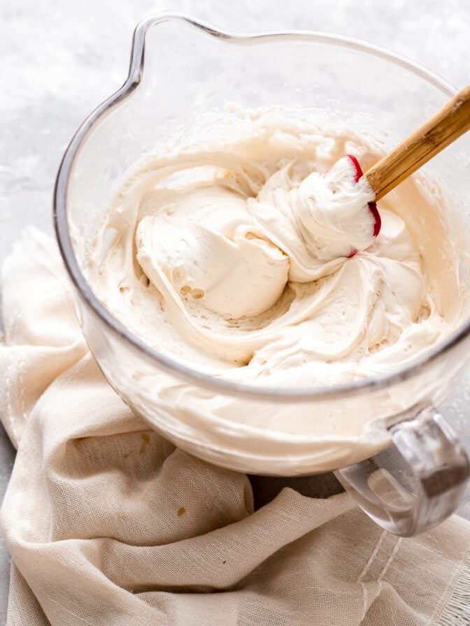 How To Make Vegan Cream Cheese Frosting (That's Not Runny!) The