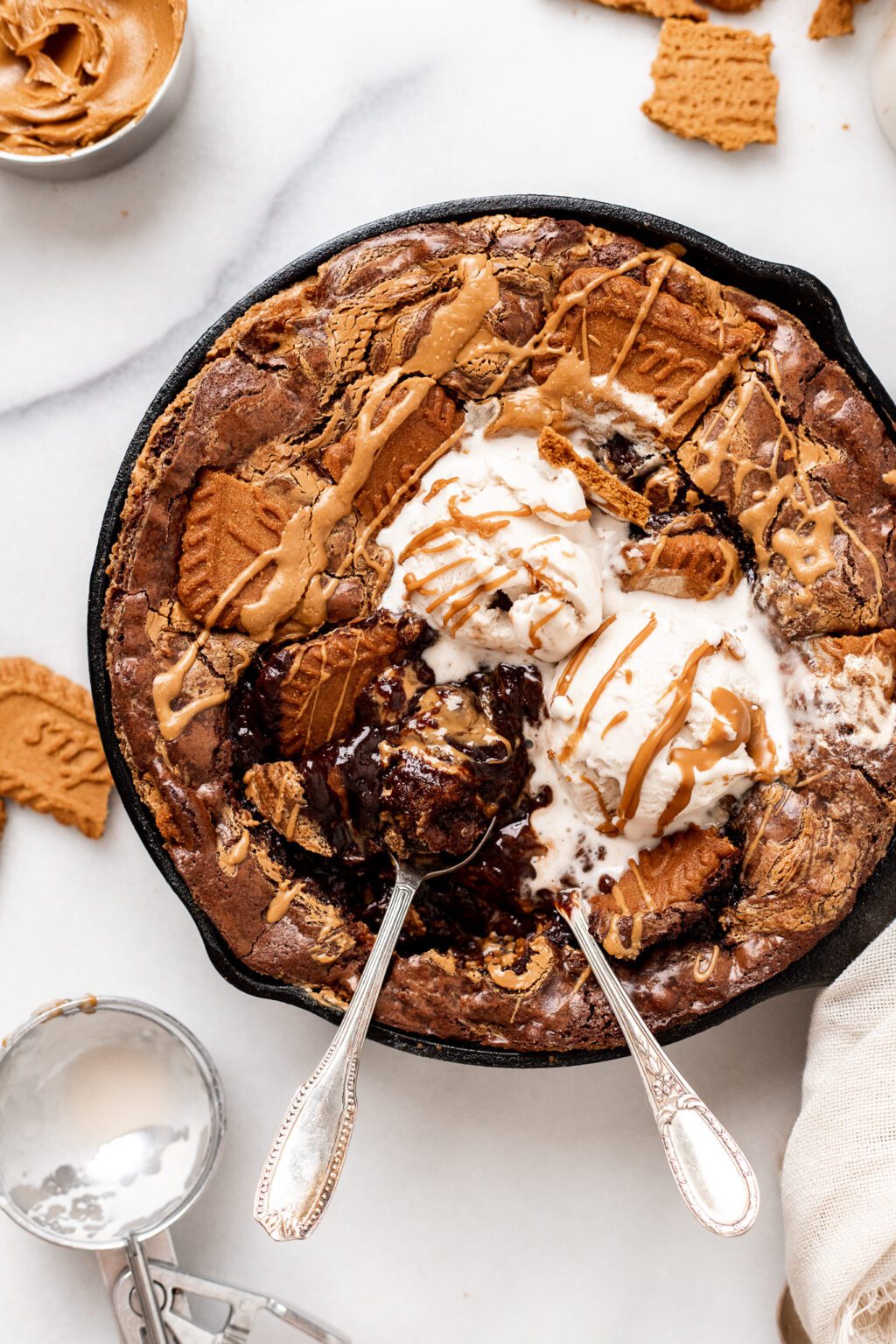 Molten Biscoff Brownie Skillet (No eggs, Dairy free, Vegan!) The