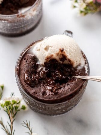 vegan Nutella mug cake