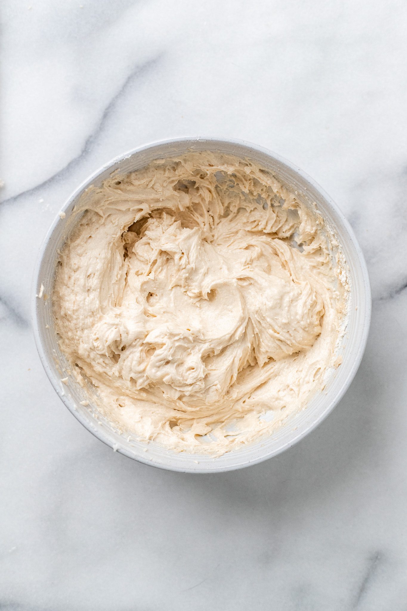 Buttery Moist Small Vanilla Cake Recipe (6" Vegan Cake) | The Banana