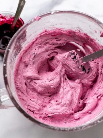 vegan blueberry frosting in a bowl
