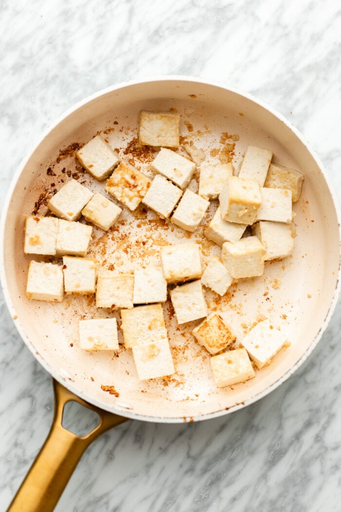 pan searing the tofu