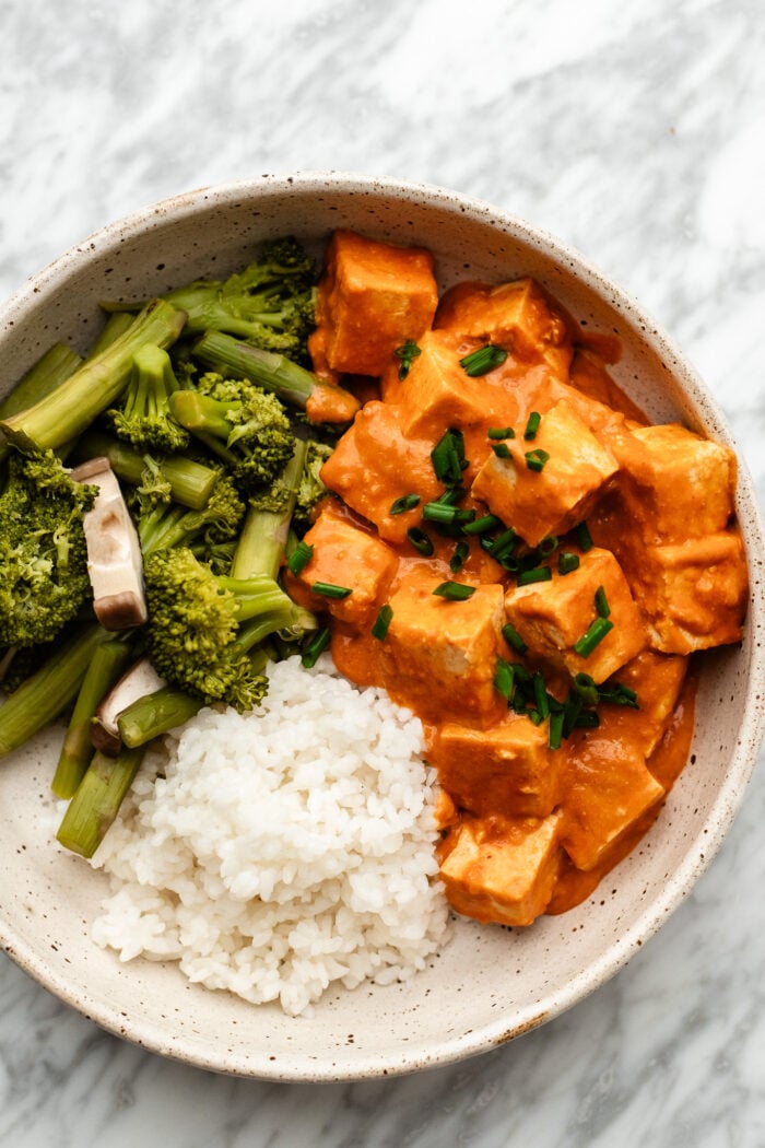 bowl of spicy coconut tofu