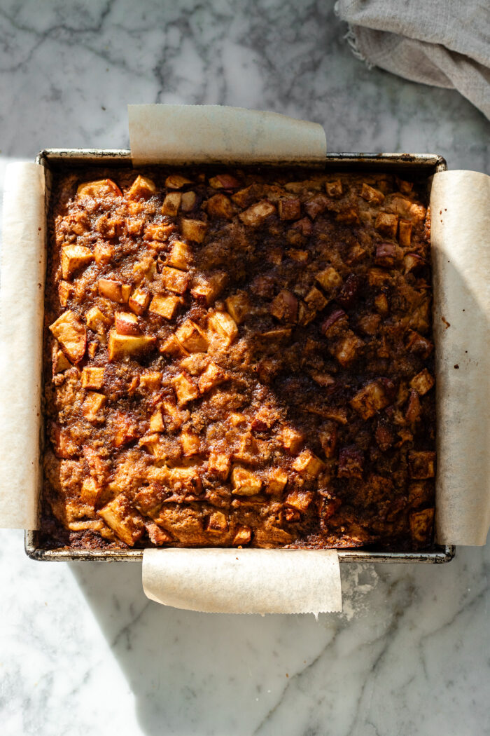 baked apple fritter cake