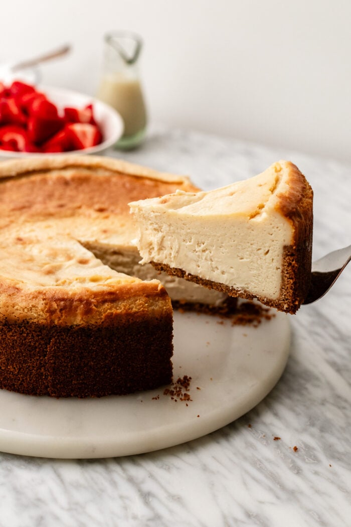 sliced vegan cheesecake
