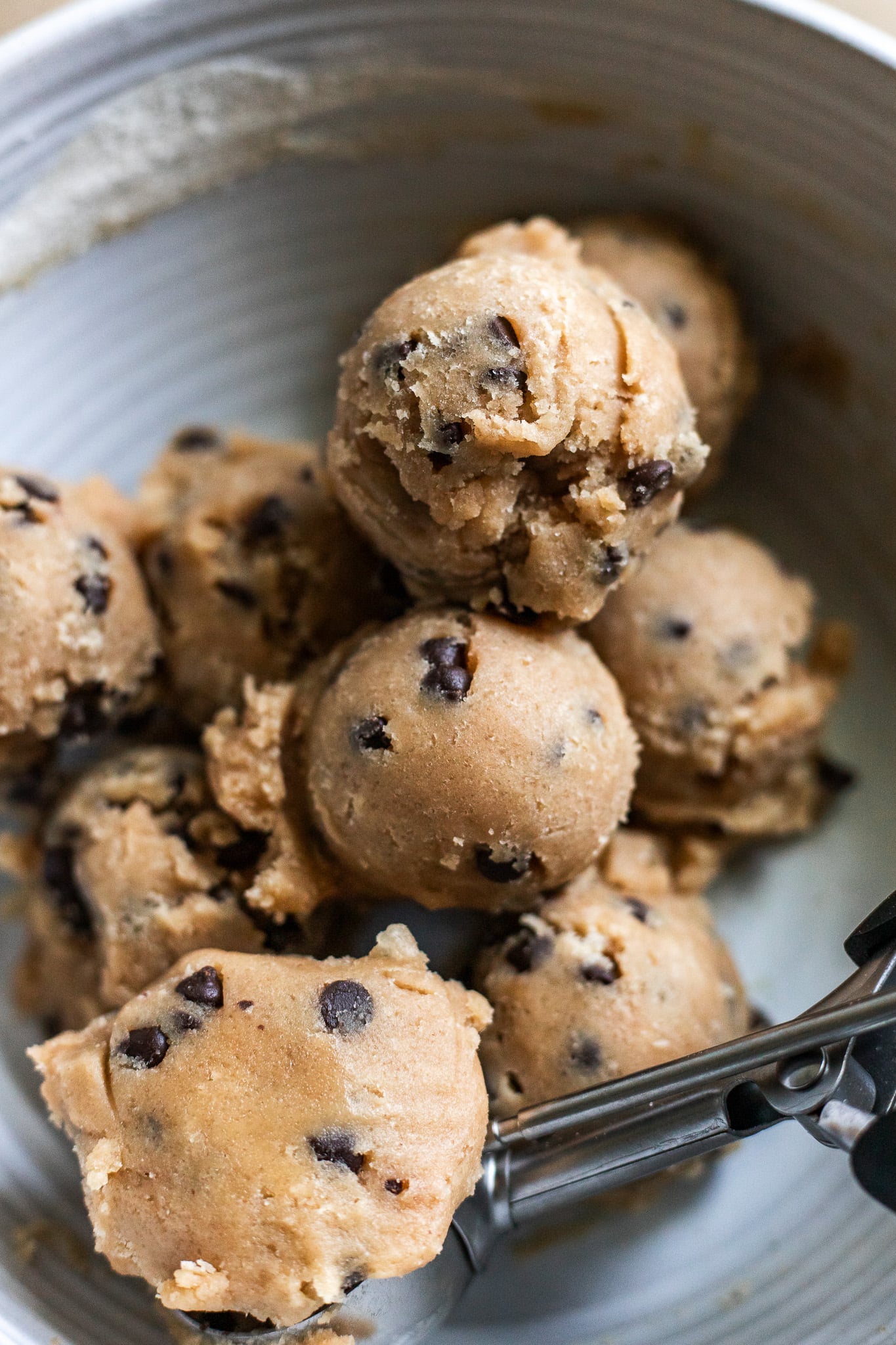 Simple Edible Vegan Cookie Dough Recipe - Like Tollhouse! | The Banana