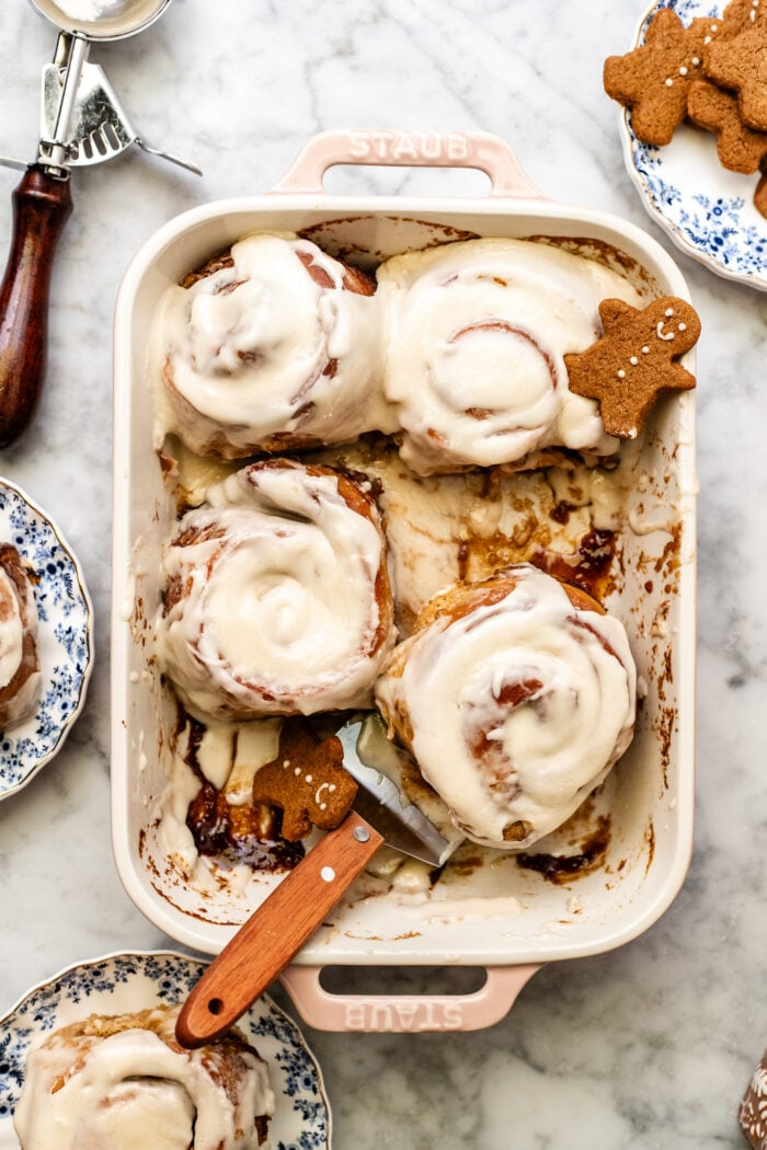 gingerbread cinnamon rolls in a dish