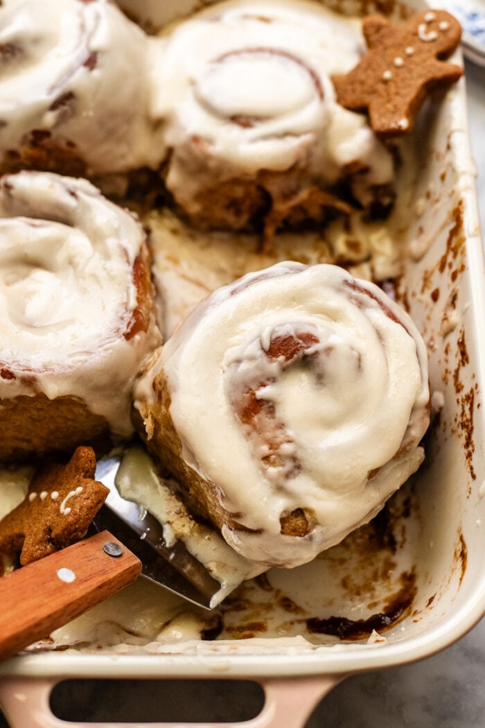gingerbread cinnamon rolls in a plate