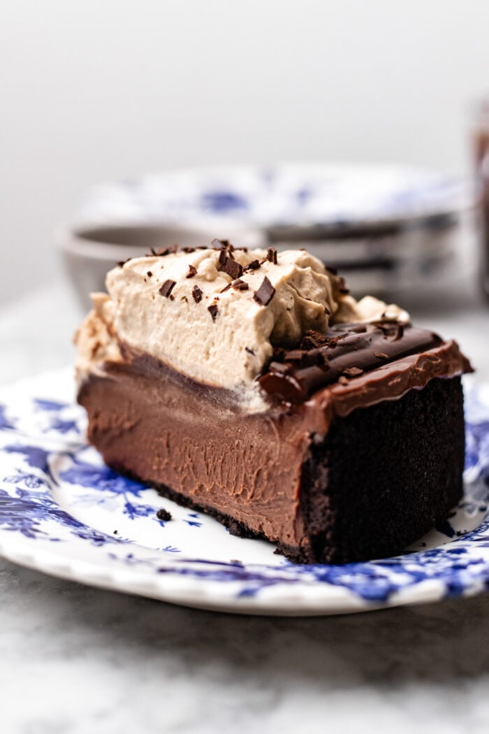 slice of vegan no bake chocolate cheesecake