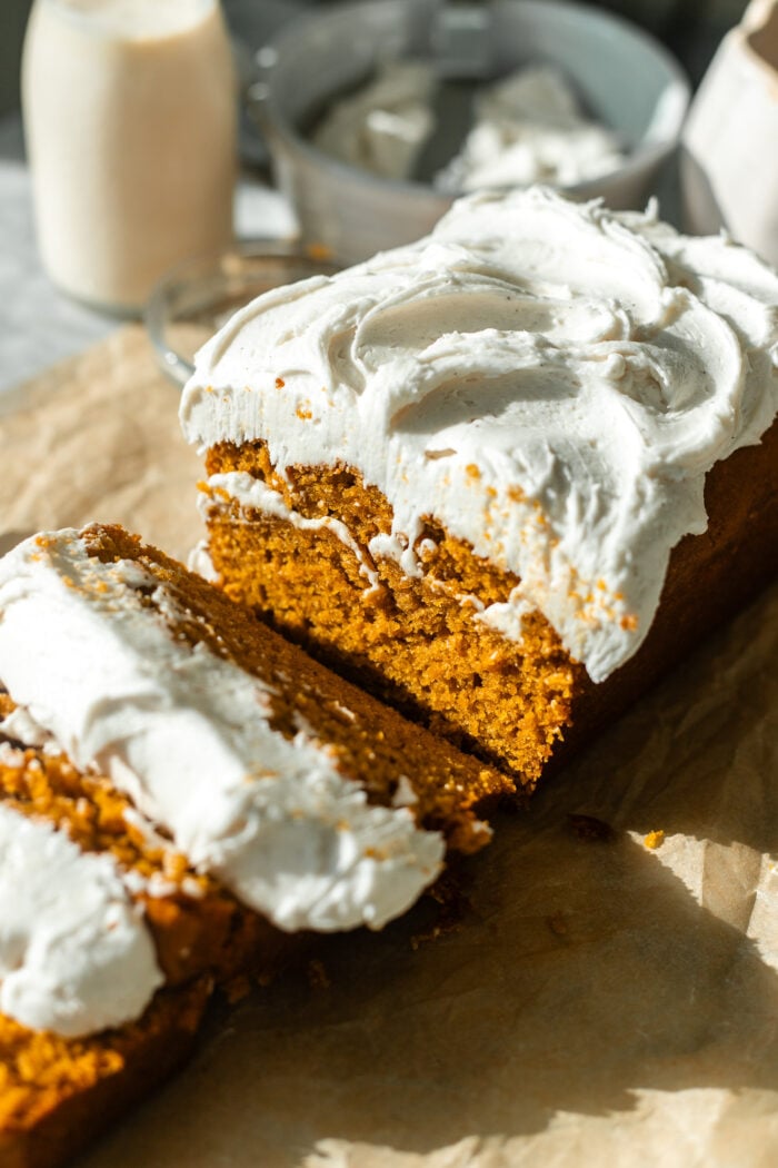 sliced vegan pumpkin bread