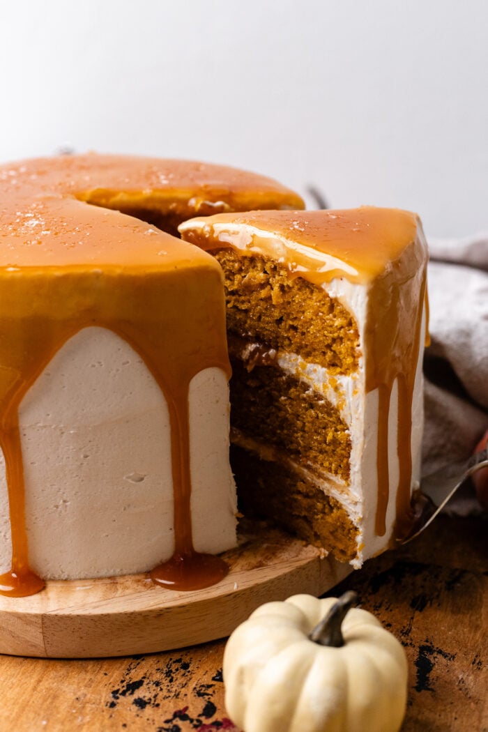 sliced vegan pumpkin spice cake
