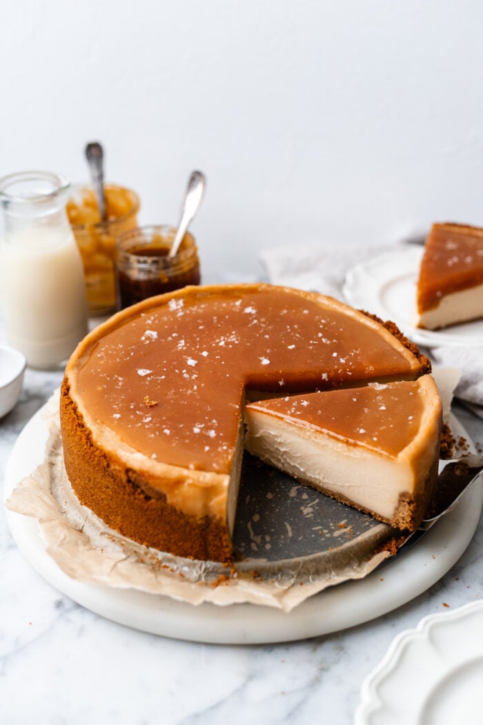 sliced vegan caramel cheesecake