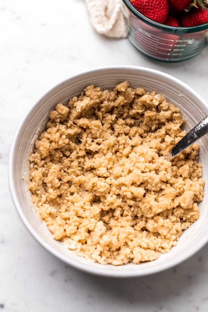 crumble topping in a bowl