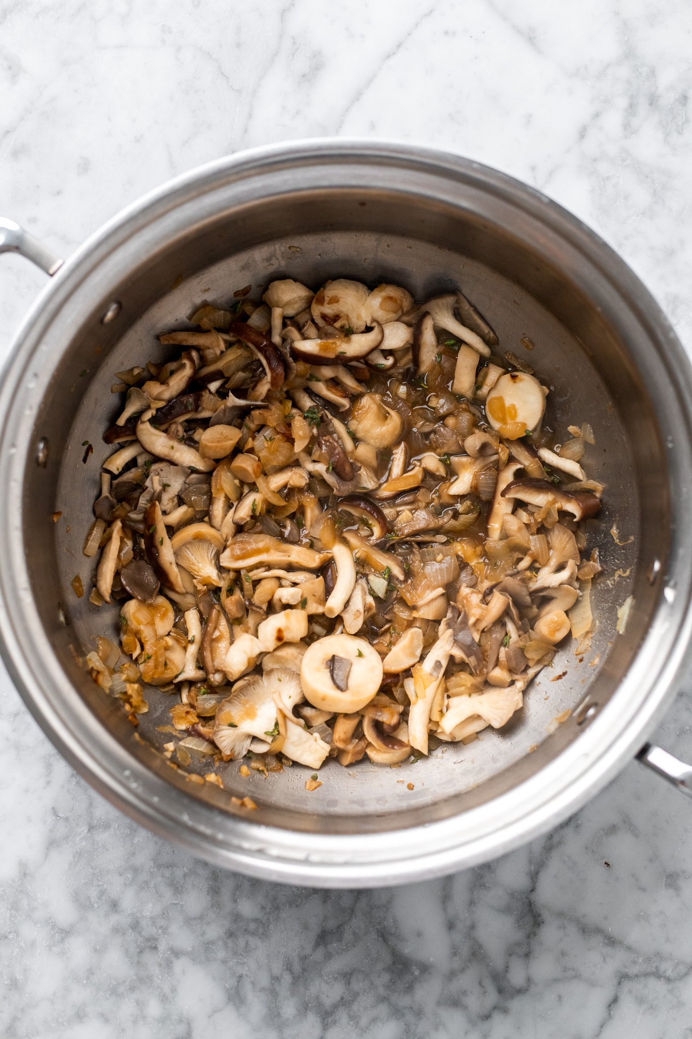 EASY Creamy Vegan Mushroom Soup - NO coconut milk! | The Banana Diaries